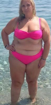 Sexy Bbw Bikini Milf