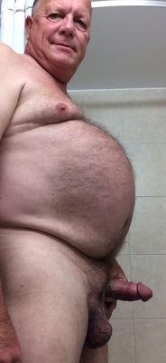 ぽっちゃりエッチな男性