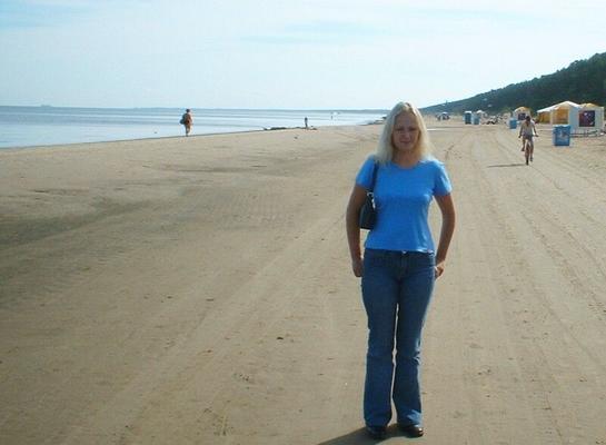 Some everyday photos of my exposed wife Jana