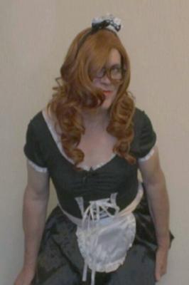 sissy crossdresser french maid