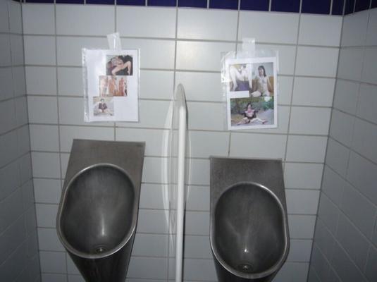 屋外ポスター