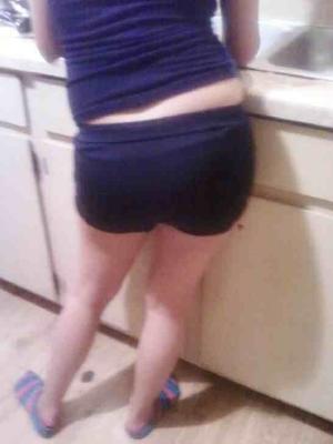non nude teen ass