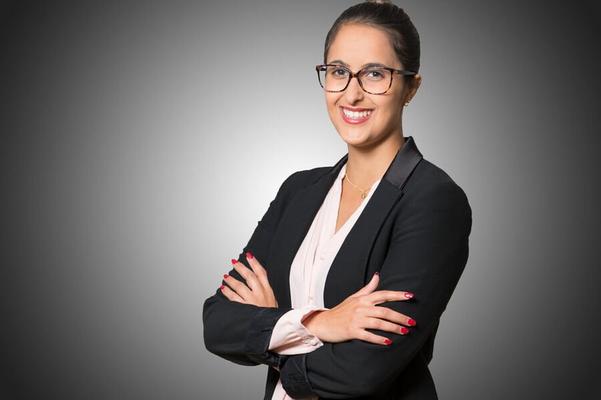 S - Heiße deutsche Businessschlampen von XING