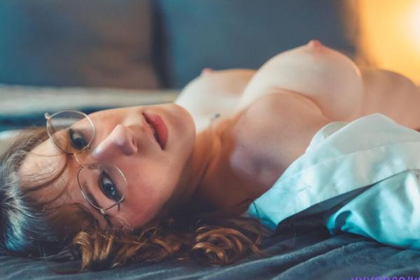 Images d’art érotiques de haute qualité montrant des seins