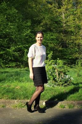 Belle femme brune en collants