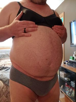Moi en soutien-gorge et culotte