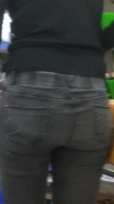 voyeur/filles françaises candides jeans serrés