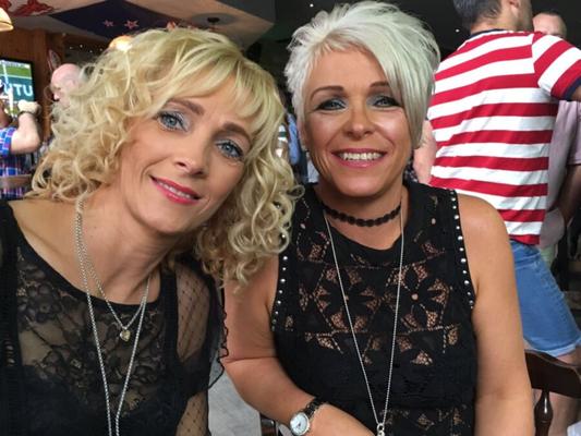 MILF britanniques sexy et aléatoires