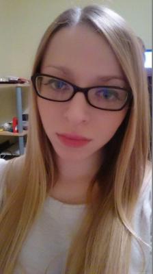 Ado blonde