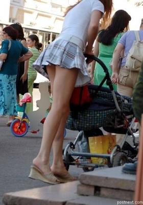 mother upskirt