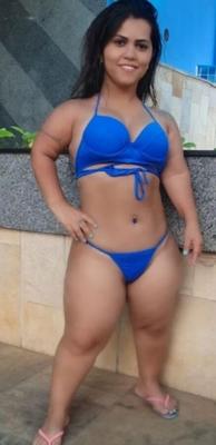 CHAUDE MIDGET KARINA