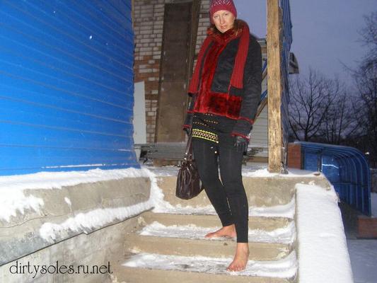 Olva Gravva: Barefoot Russian Winter I