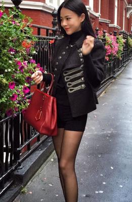 MILFs en collants dans la vraie vie - Baise asiatique à la maison