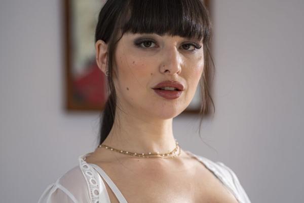 PornFidelity Aya Benetti - CreamPie française fantaisie - septembre , -