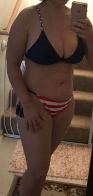 Adorable chubby MILF Monica shows her pokies