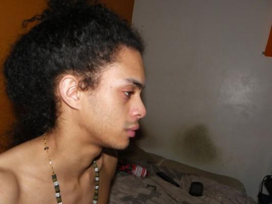 Jonathan Yo salope anale cul béant