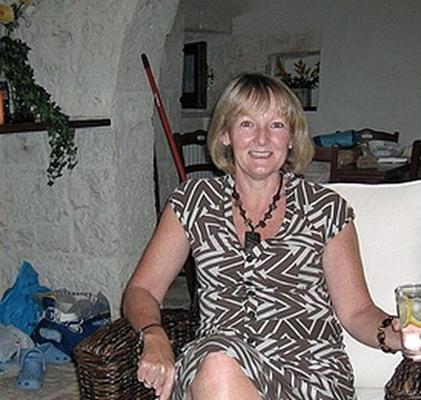 Mature UK MILF Valerie Marie of Horsham shows all