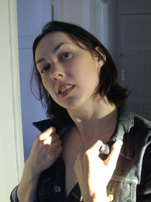Superfit jeune femme amateur française