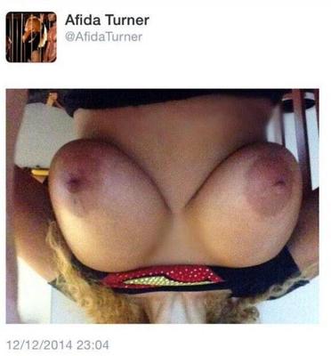 Afida Turner : photos sexy de sa page facebook