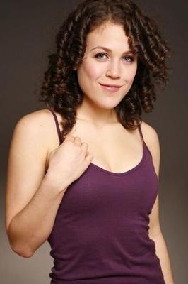 Erin Krakow / American Actress