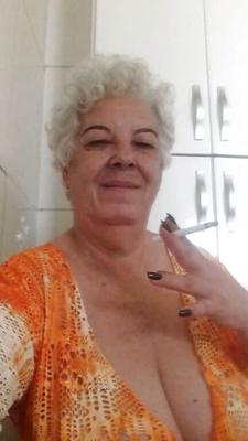 silver hair granny tezao de coroa