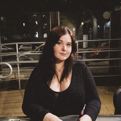- HOT BIG BOOBS CHUBBY BRUNETTE