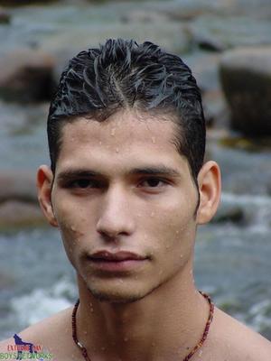 Sexy lad Mauricio, wanking and spunking up for you.