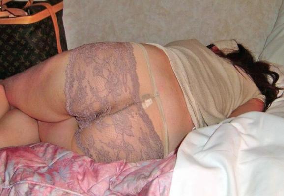 あなたの妻のランジェリー姿を見せてください
