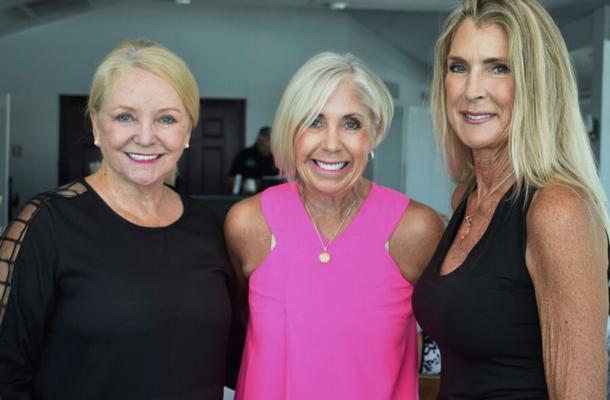 DES DAMES PLUS ÂGÉES QUE JE VOUDRAIS DANS MON LIT N�