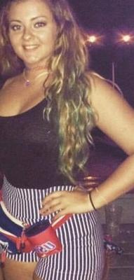 Cette fille souriante