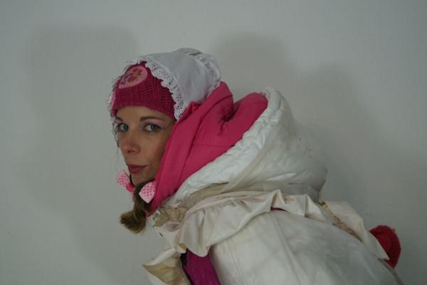 Whitetrash bâillonné la pute allemande Dhimmi K�lazulma