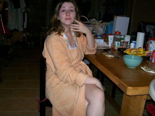 Alexandra Gauvin MILF française excitée
