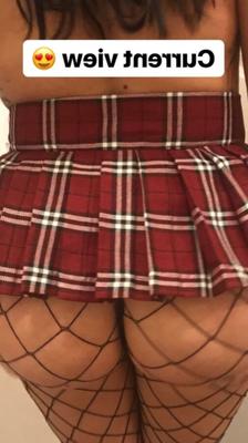 Poupée aux gros seins katelyn_elizabethxo