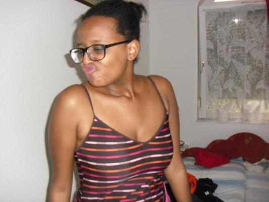salope noire Naomi
