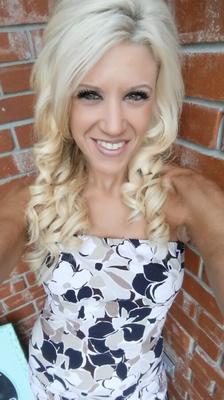Erin M Rubia Americana MILF