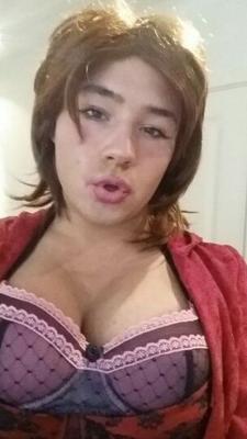 Sissy Felichia Skyy (Tgirl Amadora)
