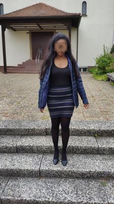GF fuckpet se promène en ville dans MK slutheels