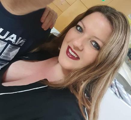sexy Natali - simulez sa nudité, diffusez et jouissez, commentez, republiez