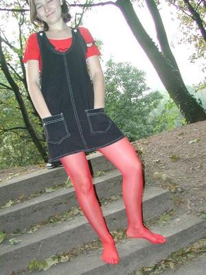 Annette german teen in pantyhose (Strapse)