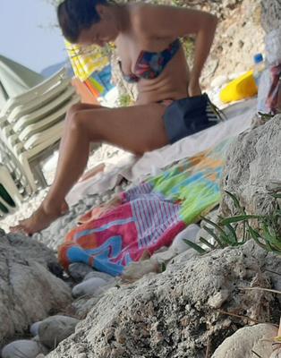 Espía de playa madura