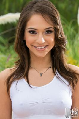 Sara Luv - Beau massage pour adolescents