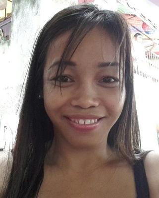 Asiaten_ Filipina_ Trixy
