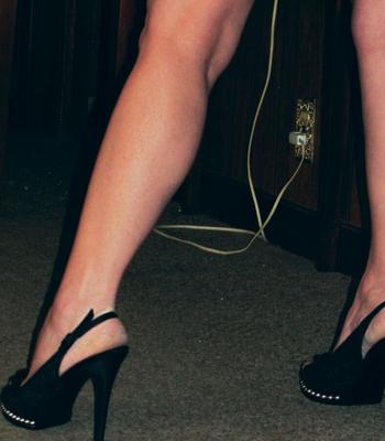 legs feet