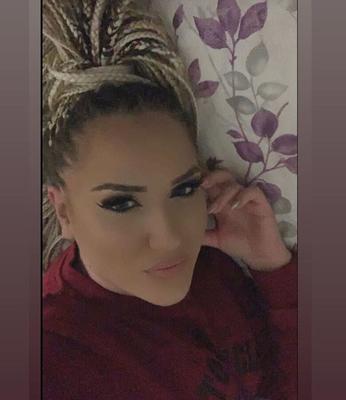 Putain de blonde chaude PAWG