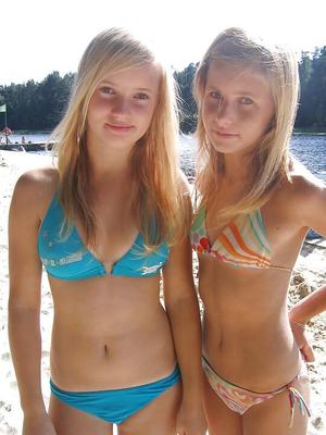 allowed to wear a bikini