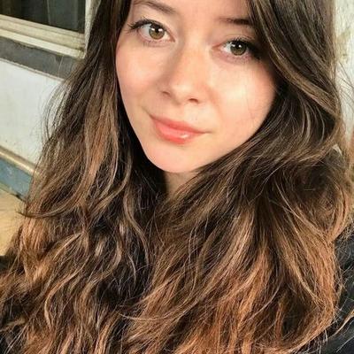Beaux cheveux XVI