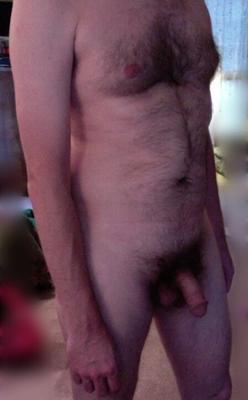 Sólo un chico desnudo promedio
