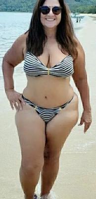 Sexy Brazilian Milf