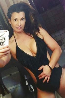 Lisa Marie Varon