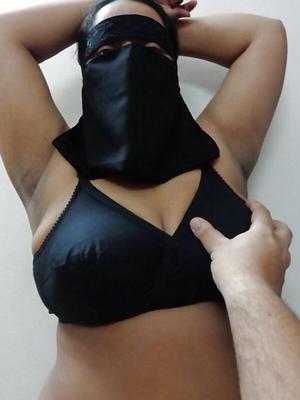 Мусульманская шлюшка Niqabi, сиськи, прессованный бюстгальтер, коллекция нижнего белья, горячий секс